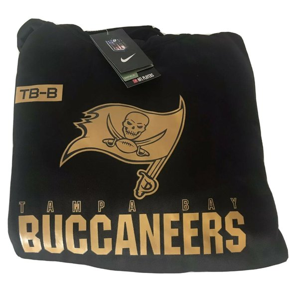 tampa bay buccaneers salute to service hoodie